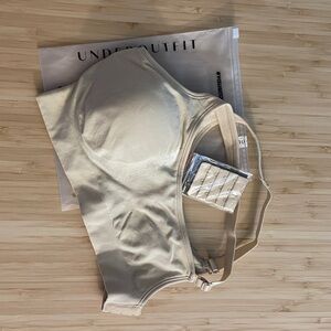 Underoutfit Bra Adjustable Straps - L - NWT